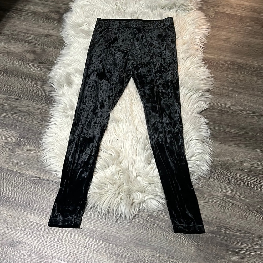Black velvet mossimo brand size medium leggings